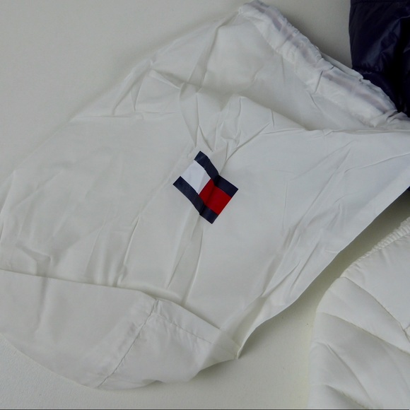 Tommy Hilfiger Packable Puffer Hooded Jacket NWT - Picture 9 of 12